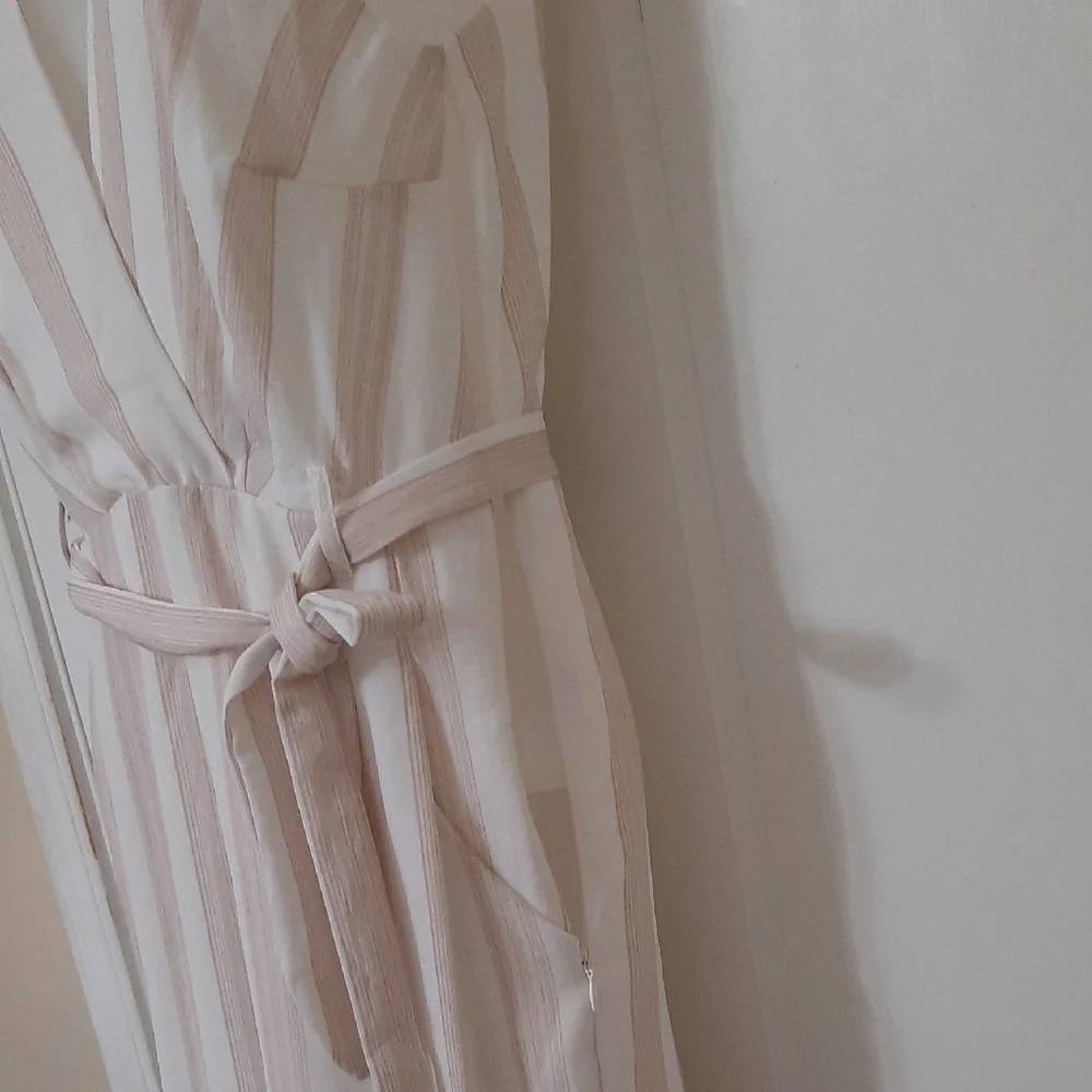 Showpo Camel and White Striped Maxi Jumpsuit. SZ 8 - Picture 9 of 15